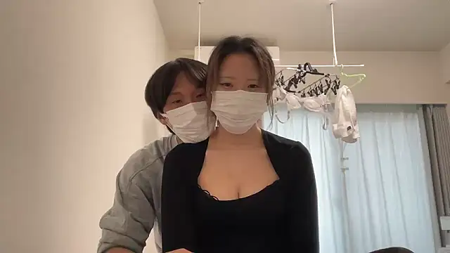 reon reonreon online show from November 18, 2025, 5:01 am