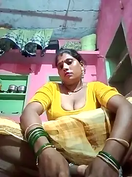 Snapshot of sanjna_sharmaa chatting on September 10, 2025, 3:12 pm sanjna sharmaa online show from September 10, 2025, 3:12 pm