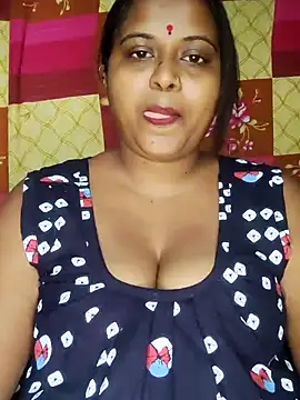 Hot-Show2 online show from October 29, 2025, 3:58 pm