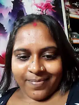 Hot-Show2 online show from November 4, 2025, 2:49 pm