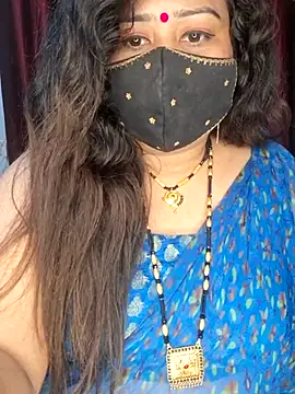 Snapshot of indian-hotmilfs chatting on June 25, 2026, 5:06 pm indian-hotmilfs online show from June 25, 2026, 5:06 pm