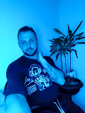 papichulo0099 online show from January 31, 2026, 9:02 pm