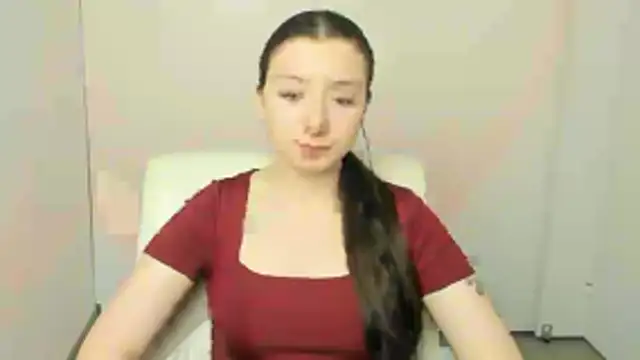 Snapshot of ScarlettVibe_ chatting on October 23, 2025, 11:20 am ScarlettVibe  online show from October 23, 2025, 11:20 am