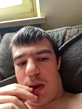 pussyhunter323557 online show from December 15, 2025, 10:41 am