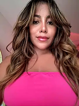 MegannHills online show from September 19, 2025, 5:46 pm