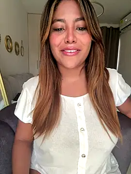 MegannHills online show from September 26, 2025, 2:54 pm