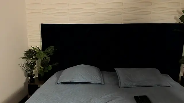 AustinJones  online show from March 9, 2026, 7:40 pm