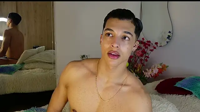 Troye Williams online show from July 10, 2026, 12:04 am