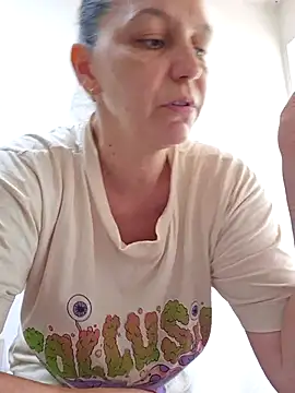 KamillaSpencer online show from April 23, 2026, 1:13 pm