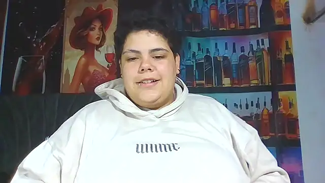 Snapshot of Hailey_Curvy chatting on June 19, 2026, 3:11 am Hailey Curvy online show from June 19, 2026, 3:11 am