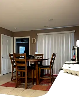 Snapshot of ReShawn24TM chatting on November 28, 2025, 1:25 pm ReShawn24TM online show from November 28, 2025, 1:25 pm