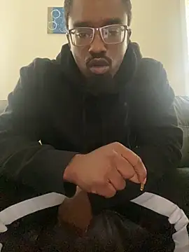 Snapshot of ReShawn24TM chatting on December 4, 2025, 9:12 pm ReShawn24TM online show from December 4, 2025, 9:12 pm