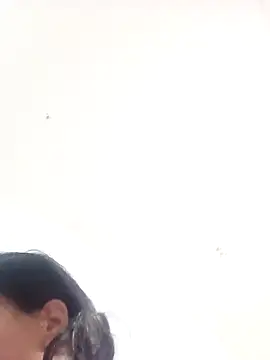 Snapshot of Rubi_sarma chatting on October 6, 2025, 8:39 pm Rubi sarma online show from October 6, 2025, 8:39 pm