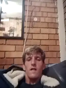 Snapshot of MommysDevil chatting on January 15, 2026, 4:50 am MommysDevil online show from January 15, 2026, 4:50 am