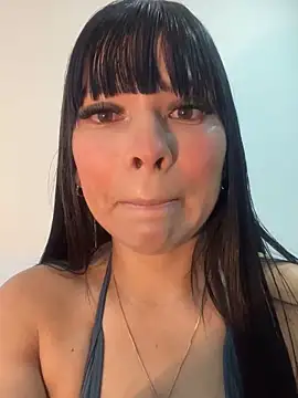 BrendaCrean online show from October 8, 2025, 11:52 am