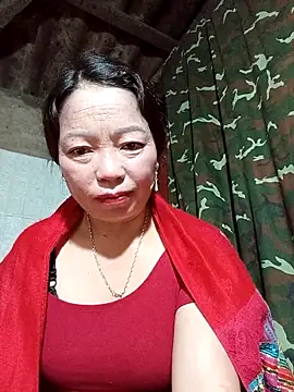  Helala  online show from November 12, 2025, 9:25 pm