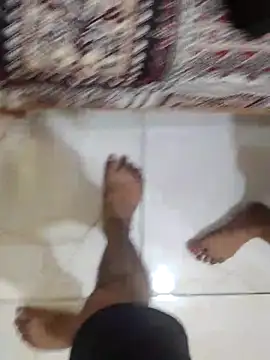 Snapshot of Hot_modal chatting on October 21, 2025, 5:02 pm Hot modal online show from October 21, 2025, 5:02 pm