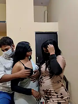 Hot modal online show from November 25, 2025, 5:46 pm