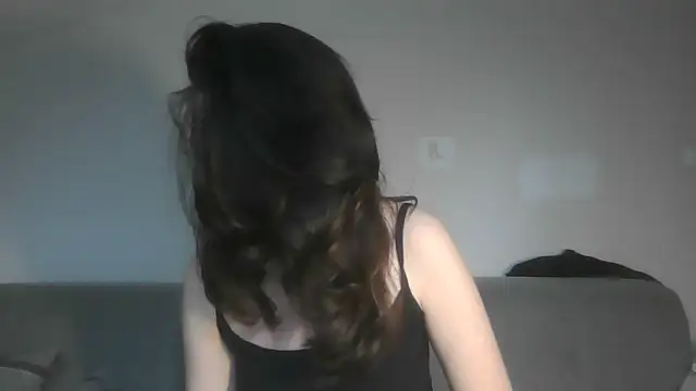 LaVostraDorothy online show from November 10, 2025, 8:35 am