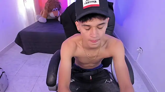 Aron Boyy online show from March 14, 2026, 8:25 pm