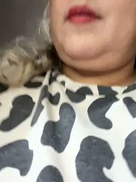 Lucy Milf 474 online show from February 17, 2026, 12:12 pm