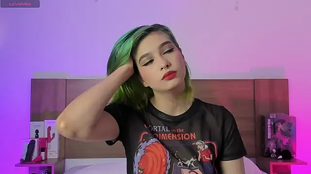 Akatsumi  online show from February 10, 2026, 12:42 pm