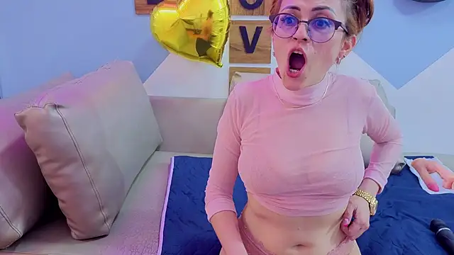 Victoria Fallon online show from November 6, 2025, 10:43 pm