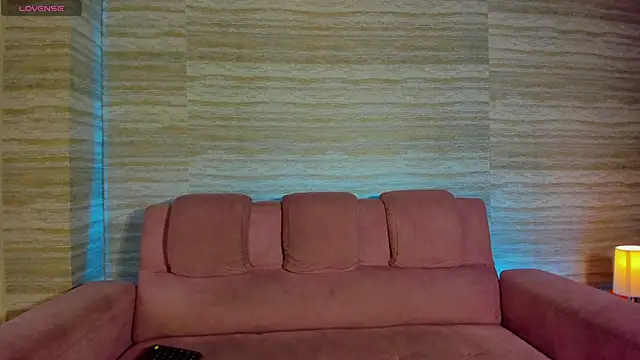 Dani rivass online show from November 14, 2025, 10:58 am