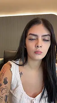 AliceRitter online show from February 1, 2026, 5:44 pm