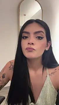Snapshot of AliceRitter chatting on June 12, 2026, 10:30 pm AliceRitter online show from June 12, 2026, 10:30 pm