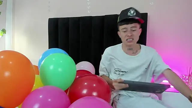 Nascary Fox online show from September 25, 2025, 8:01 pm