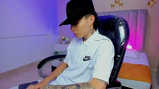 Nascary Fox online show from February 22, 2026, 2:15 pm