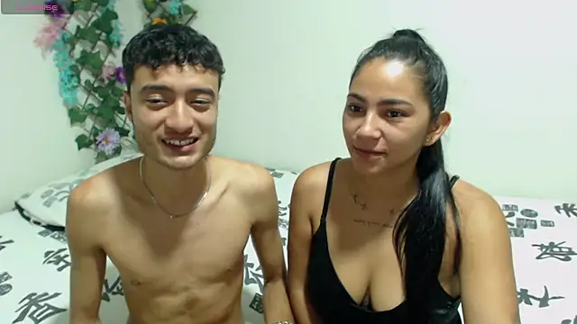 camiYwY online show from November 25, 2025, 6:46 am