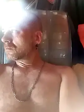 Snapshot of SidingNowness chatting on September 23, 2025, 3:59 pm SidingNowness online show from September 23, 2025, 3:59 pm