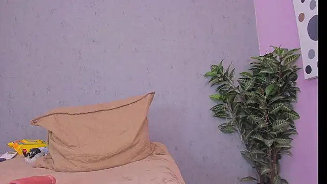 Snapshot of scarlett646 chatting on February 12, 2026, 3:12 am scarlett646 online show from February 12, 2026, 3:12 am