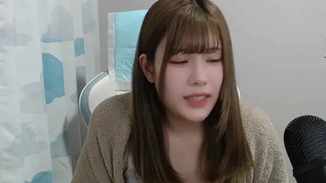 asuka xoxo online show from February 4, 2026, 2:23 pm