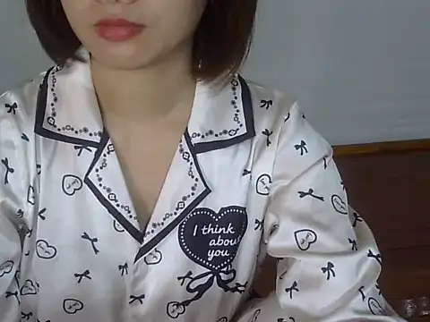 anna-sweet69 online show from December 2, 2025, 3:23 am