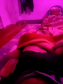 boyraj28 online show from February 11, 2026, 4:12 pm