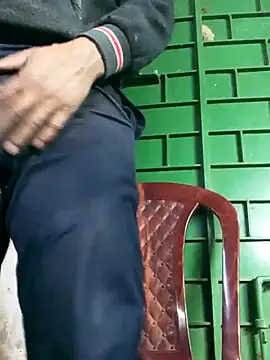 boyraj28 online show from February 16, 2026, 7:54 pm