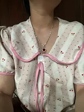 Ngoc-bbi online show from June 22, 2026, 11:07 am