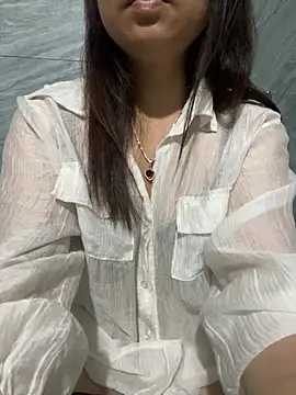 Ngoc-bbi online show from July 29, 2026, 1:48 am