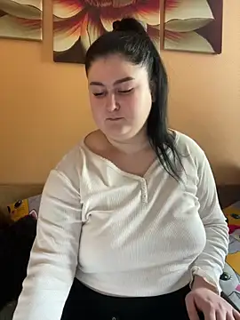 DazzzlingDame online show from March 31, 2026, 12:16 pm