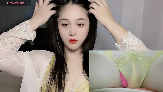 woaiqinqin online show from October 16, 2025, 3:46 pm