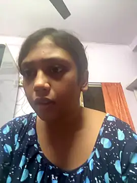 Snapshot of angelofyourworld chatting on November 19, 2025, 11:43 am angelofyourworld online show from November 19, 2025, 11:43 am