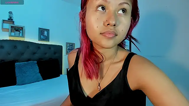 Snapshot of MAYASMITH__ chatting on June 23, 2026, 6:11 am MAYASMITH online show from June 23, 2026, 6:11 am