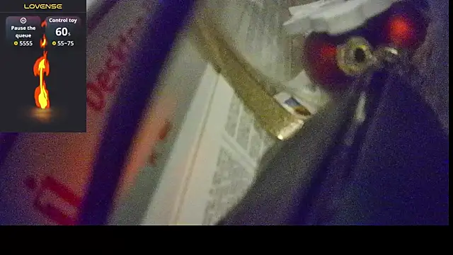 lovetoalwayscum online show from September 30, 2025, 9:42 pm