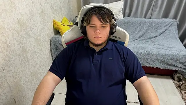 desiredude9 online show from September 22, 2025, 6:43 pm