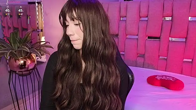 ZharaLux online show from January 17, 2026, 12:32 pm