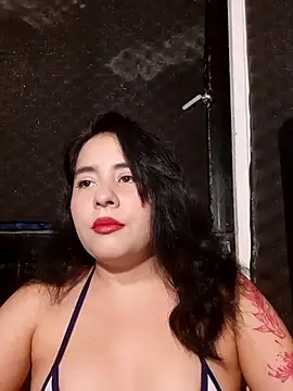 Yuli-27 online show from November 21, 2025, 10:52 pm