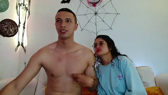 Luna Noire1 online show from November 4, 2025, 11:37 pm